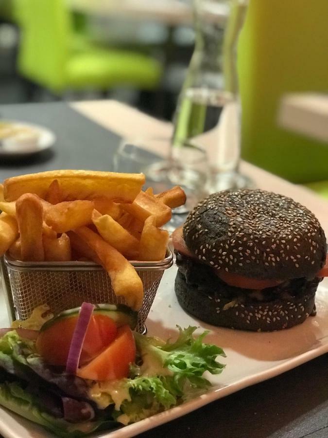 Mercure Annecy Sud Seynod Εξωτερικό φωτογραφία